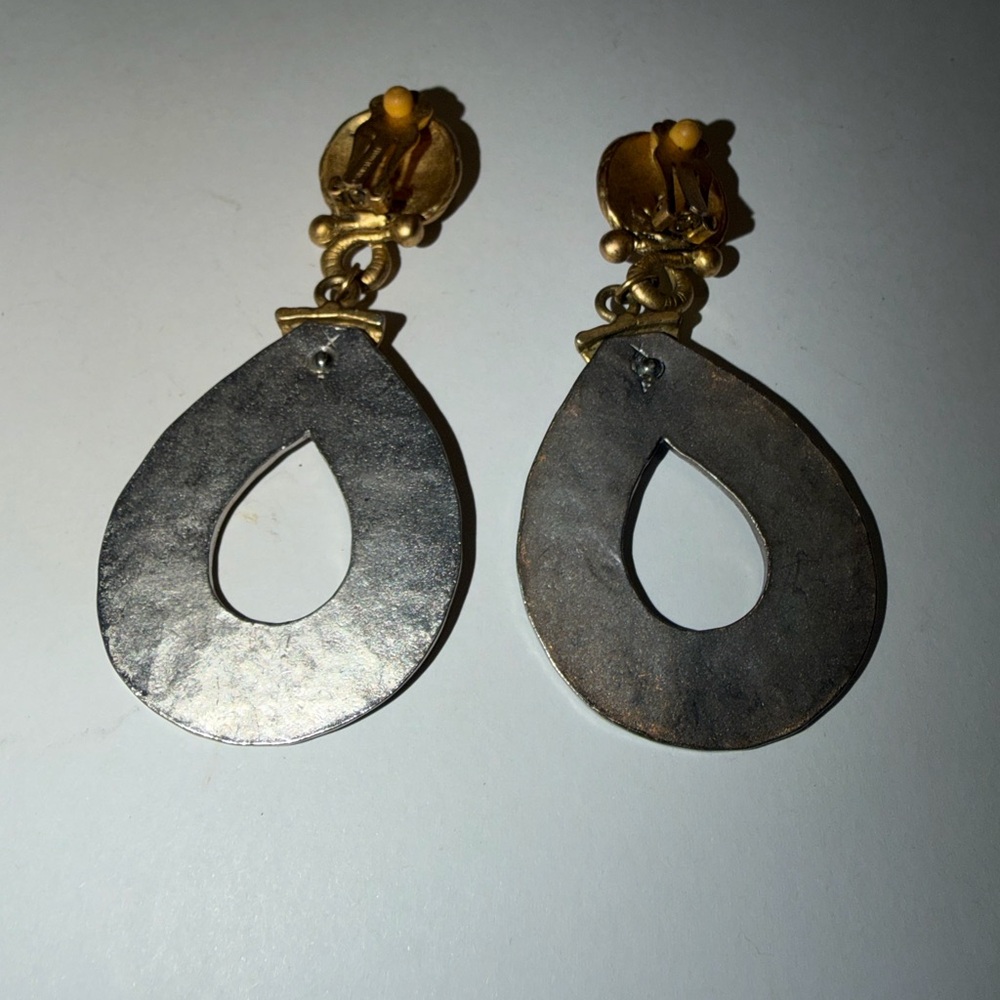 Amazing Vtg Runway Bijoux Design Huge Metal Gold & Silver-Tone Clip-On Earrings - Picture 5 of 8